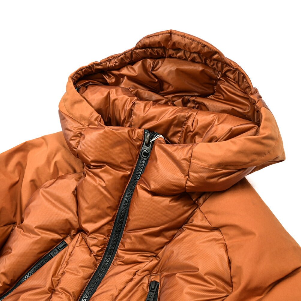 SALE｜COLMAR REVOLUTION by YOSUKE AIZAWA コットン×ナイロン 異素材コンビダウンジャケットフーディー / British Millerain社製生地｜411234 - 50｜GUARDAROBA MILANO OFFICIAL STORE