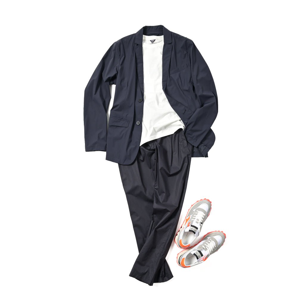 SALE｜HERNO Laminar ストレッチナイロン 2Bシングルナイロンジャケット (LIGHT MATT)｜400943 - A - 48｜GUARDAROBA MILANO OFFICIAL STORE