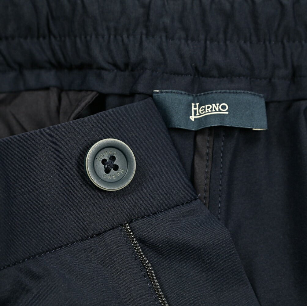 25SS HERNO 高機能ストレッチナイロン ドローコードイージースラックス｜416797 - XS｜GUARDAROBA MILANO OFFICIAL STORE