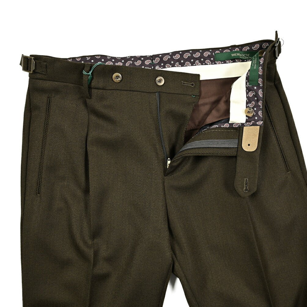 秋冬先行セール｜BERWICH "RETRO" ヴァージンウール100% ワンタックスラックス｜411844-50｜GUARDAROBA MILANO OFFICIAL STORE