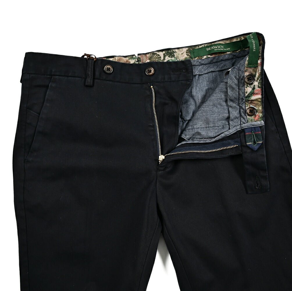 SALE｜BERWICH ストレッチコットン ノータックチノスラックス｜412054 - 52｜GUARDAROBA MILANO OFFICIAL STORE