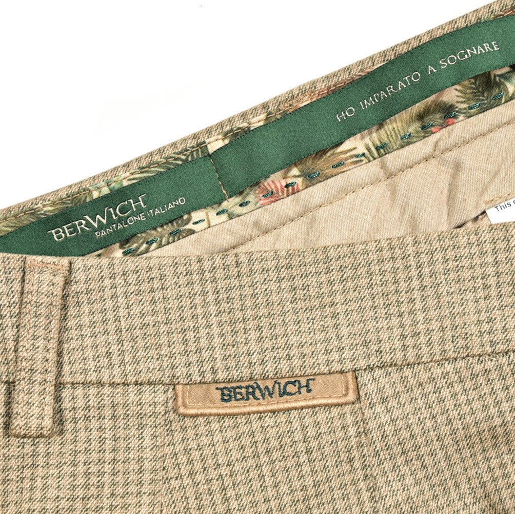 SALE｜BERWICH MORELLO ストレッチコットン ノータックチノスラックス｜412192 - 46｜GUARDAROBA MILANO OFFICIAL STORE